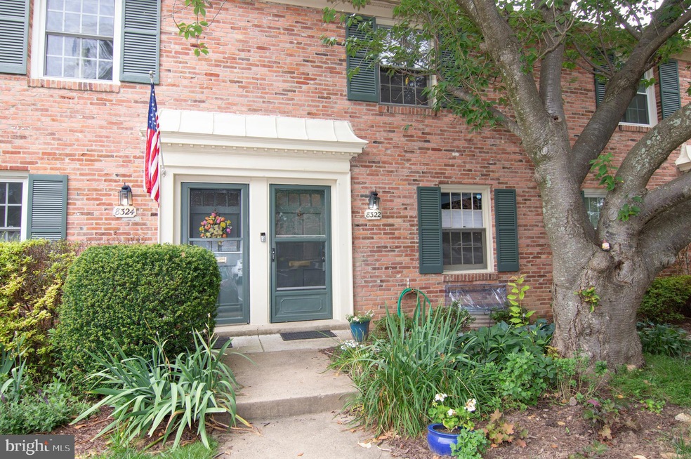 8322 Darlington St unit 463, Springfield, VA 22152 - photo 1