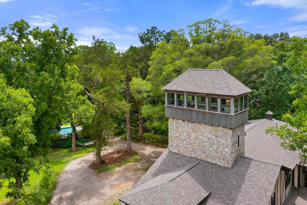 For Sale $2,600,000