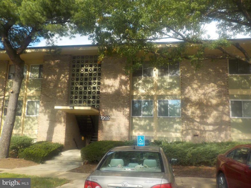 7202 Donnell Place unit D4, District Heights, MD 20747 - photo 1