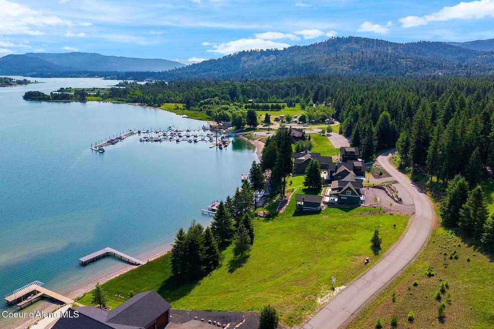 113' Pend Oreille River Frontage