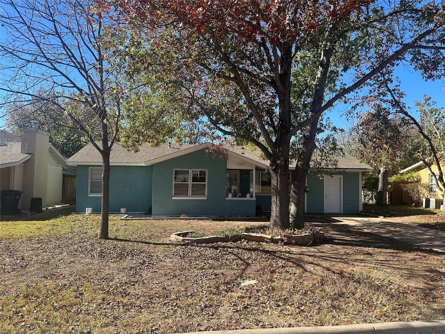 For Sale $165,000 • Co-Listing Agent