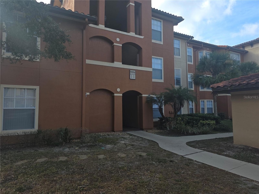 5554 Metrowest Blvd unit 206, Orlando, FL 32811 - photo 1