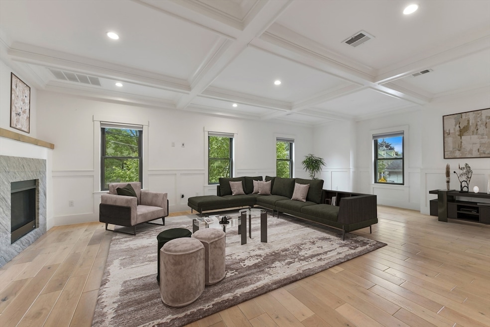 Sold $1,345,000 • Co-Listing Agent