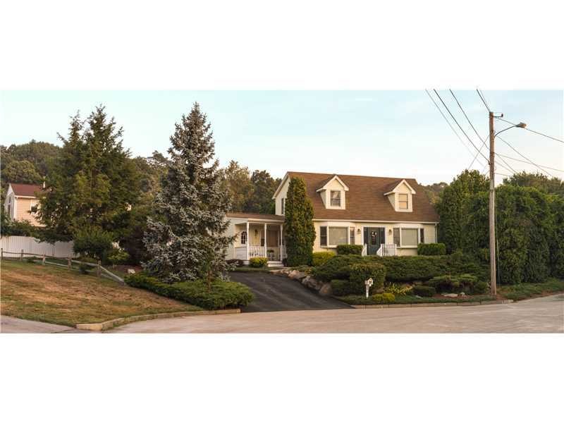 16 Locust Glen Ct, Cranston, RI 02921 - photo 1