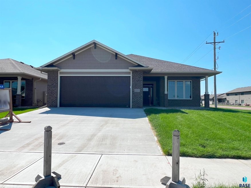 For Sale $424,850 • Co-Listing Agent