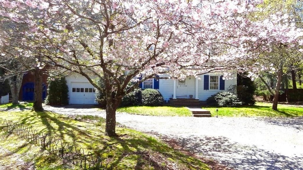 3 Tanglewood Rd, East Walpole, MA 02032 - photo 1