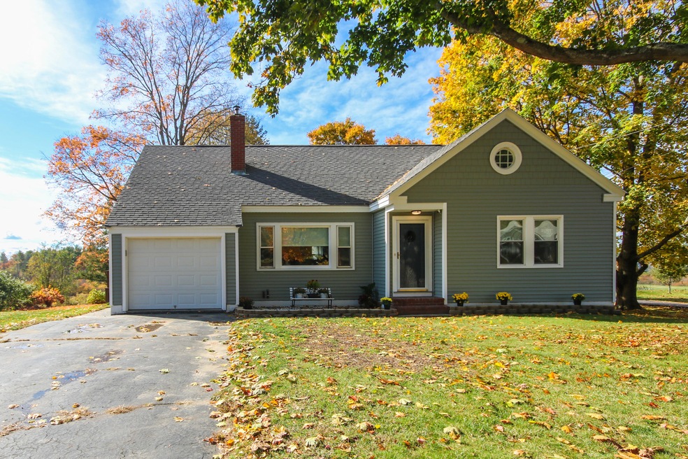 542 Cumberland St, Westbrook, ME 04092 - photo 1