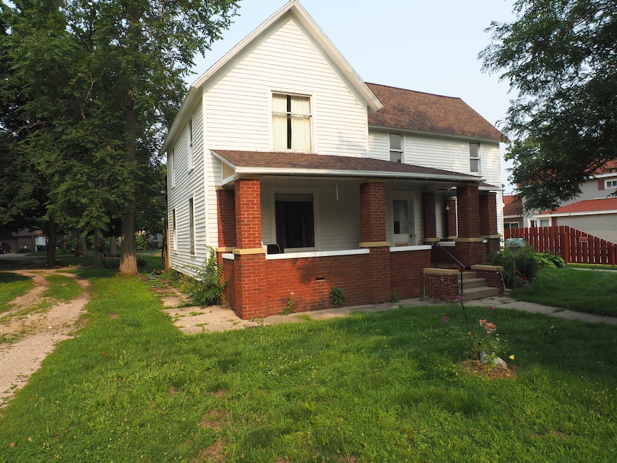 215 N Main St, Wayland, MI 49348 - photo 1