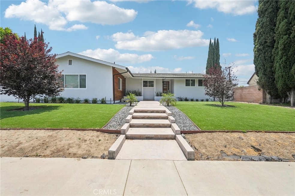 Sold $1,025,000 • Co-Listing Agent