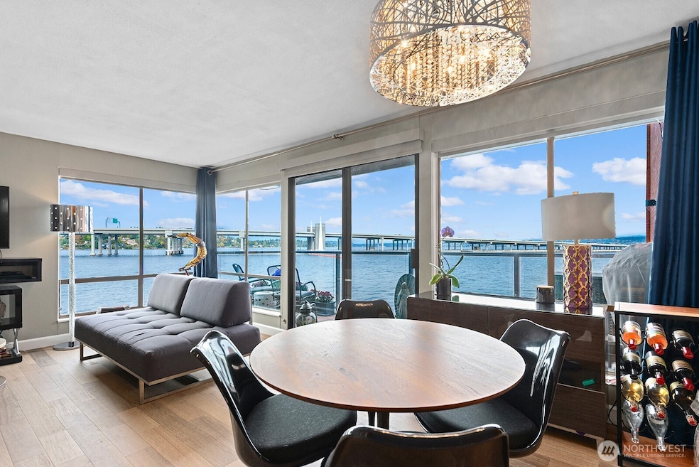 Lake Shore West unit 214, Seattle, WA 98112 - photo 1