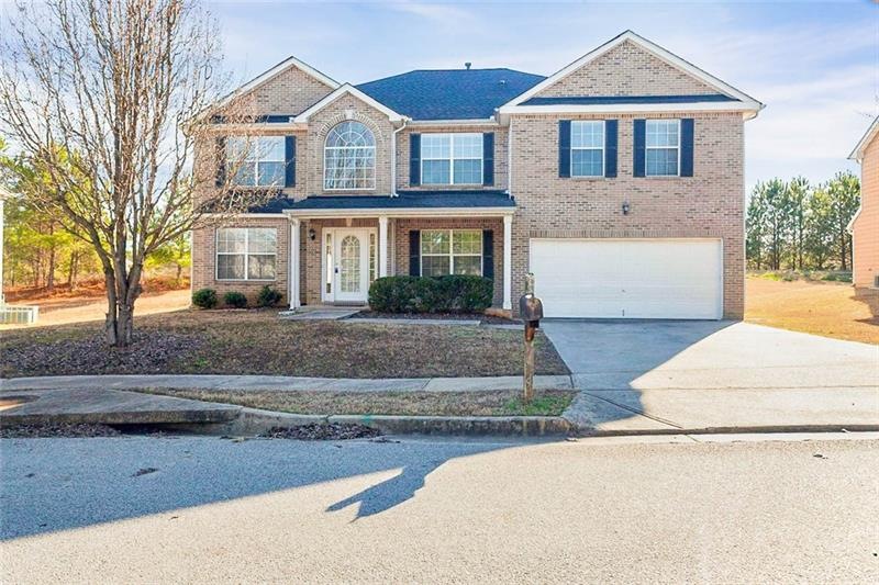 5679 Washakie Point, Ellenwood, GA 30294 - photo 1