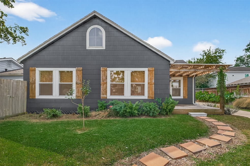 For Rent $2,200/month