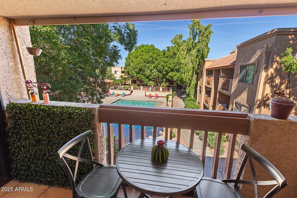 3031 N Civic Center Plaza unit 345, Scottsdale, AZ 85251 - photo 1