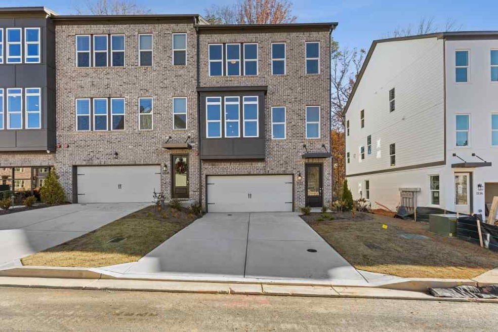 Gorgeous End Unit Townhome