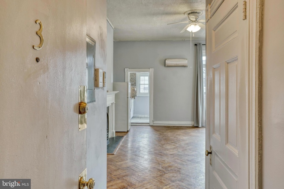 1208 N Calvert St unit 3, Baltimore, MD 21202 - photo 1