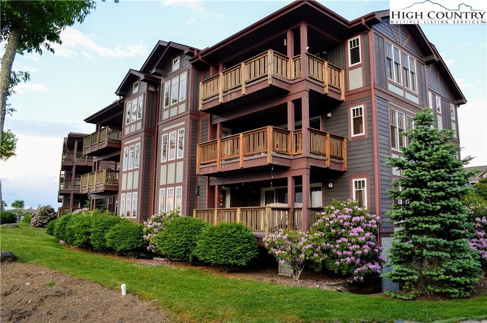 518 Indian Paintbrush Dr unit RO-1 Echota on the R, Banner Elk, NC 28604 - photo 1