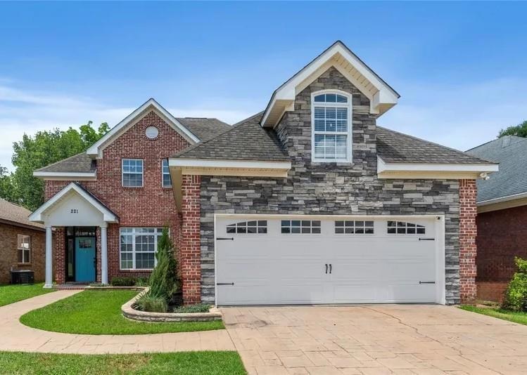 221 Veritas Dr, Dothan, AL 36303 - photo 1