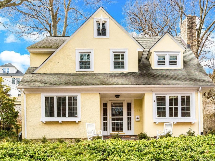 265 Bronxville Rd, Bronxville, NY 10708 - photo 1
