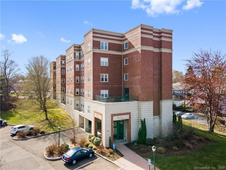 49 Rose St unit 206, Branford, CT 06405 - photo 1