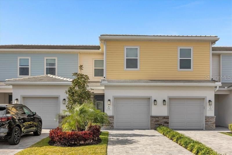 788 Driving Range Ct, Kissimmee, FL 34747 - photo 1