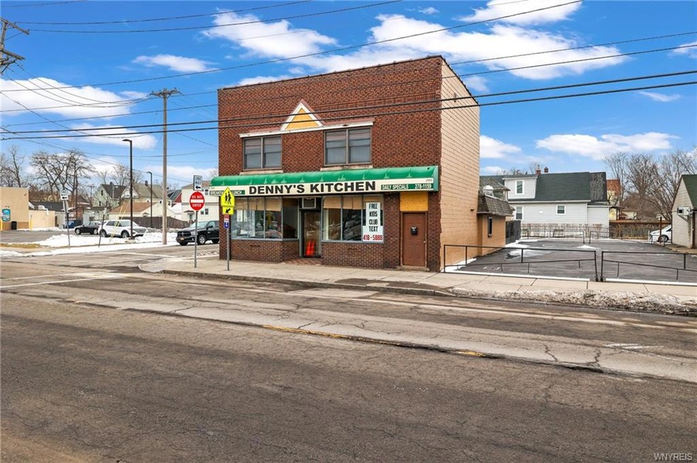 2502 Niagara St, Niagara Falls, NY 14303 - photo 1