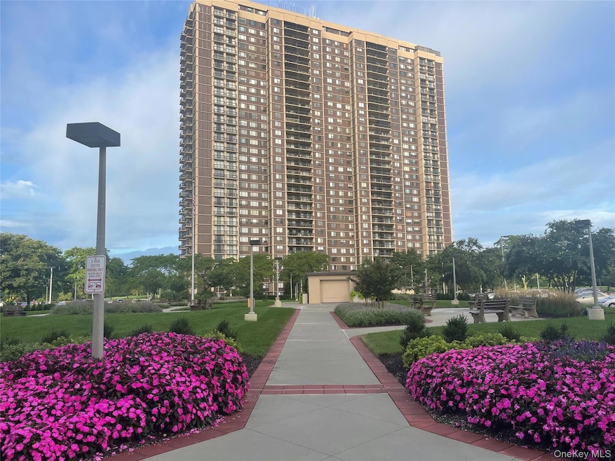 North Shore Towers unit 32O, Floral Park, NY 11005 - photo 1