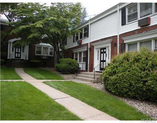 42 Bon Aire Cir unit 1911, Suffern, NY 10901 - photo 1