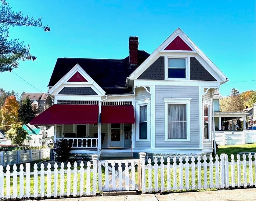 207 Marshall St, Mannington, WV 26582 MLS 10151620