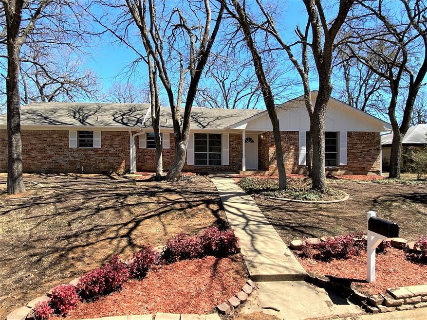 3114 Frances Dr, Denison, TX 75020 - photo 1