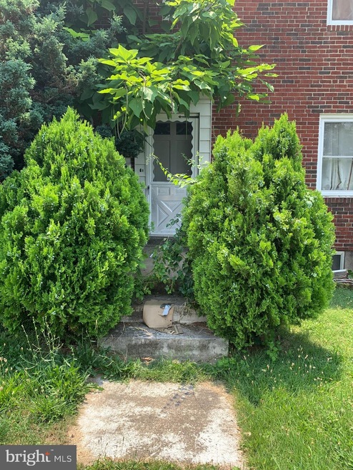 1267 Deanwood Rd, Parkville, MD 21234 - photo 1