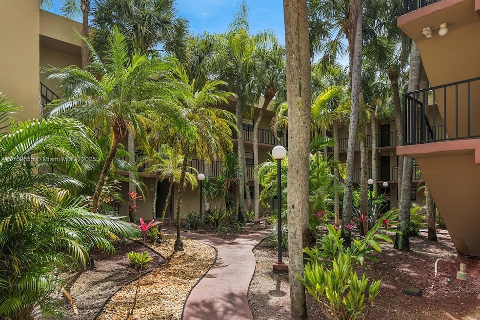 Under Contract $225,000 • Co-Listing Agent