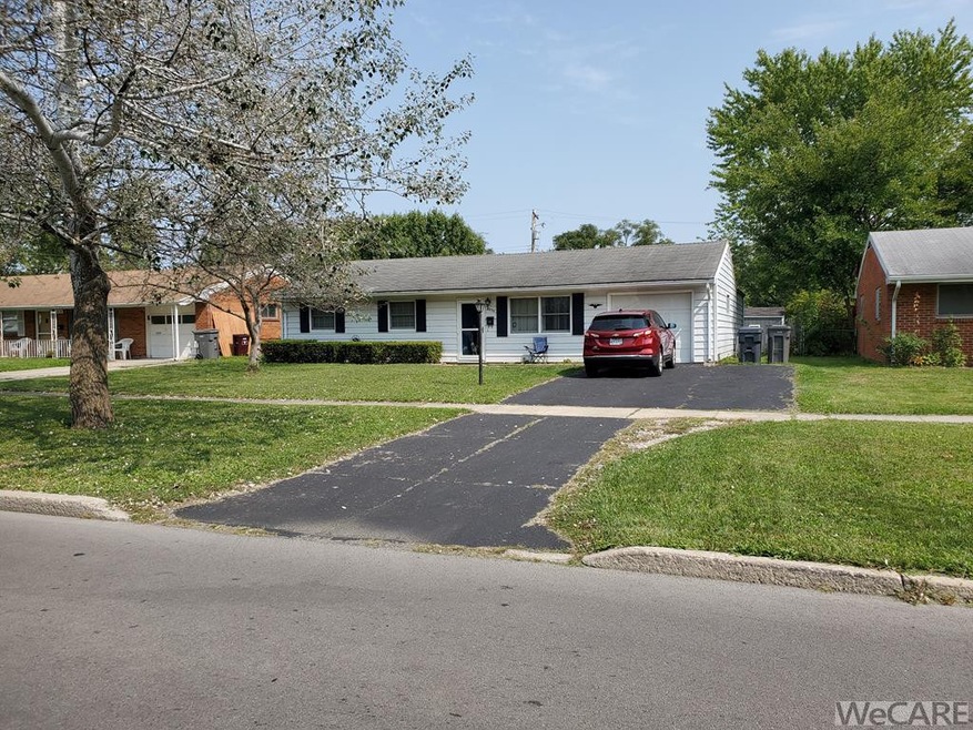 2034 N Metcalf St, Lima, OH 45801 - photo 1