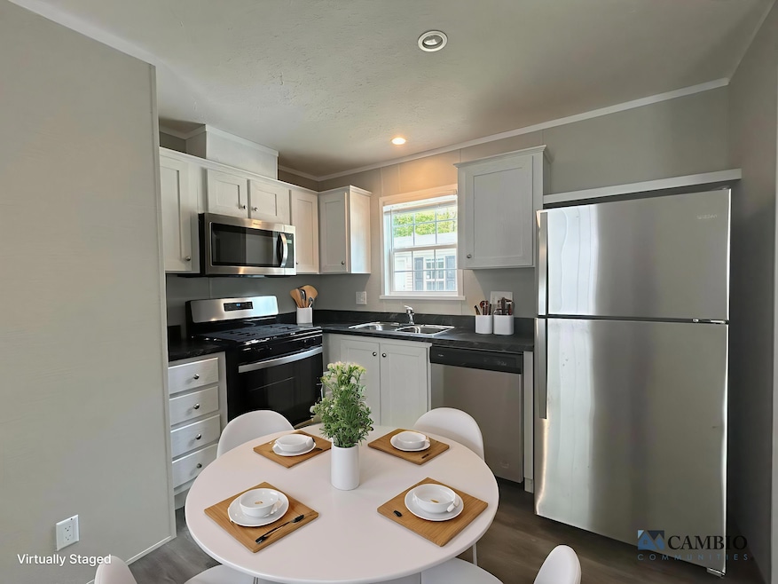 2391 8 Mile Rd unit 24, Kawkawlin, MI 48631 - photo 1