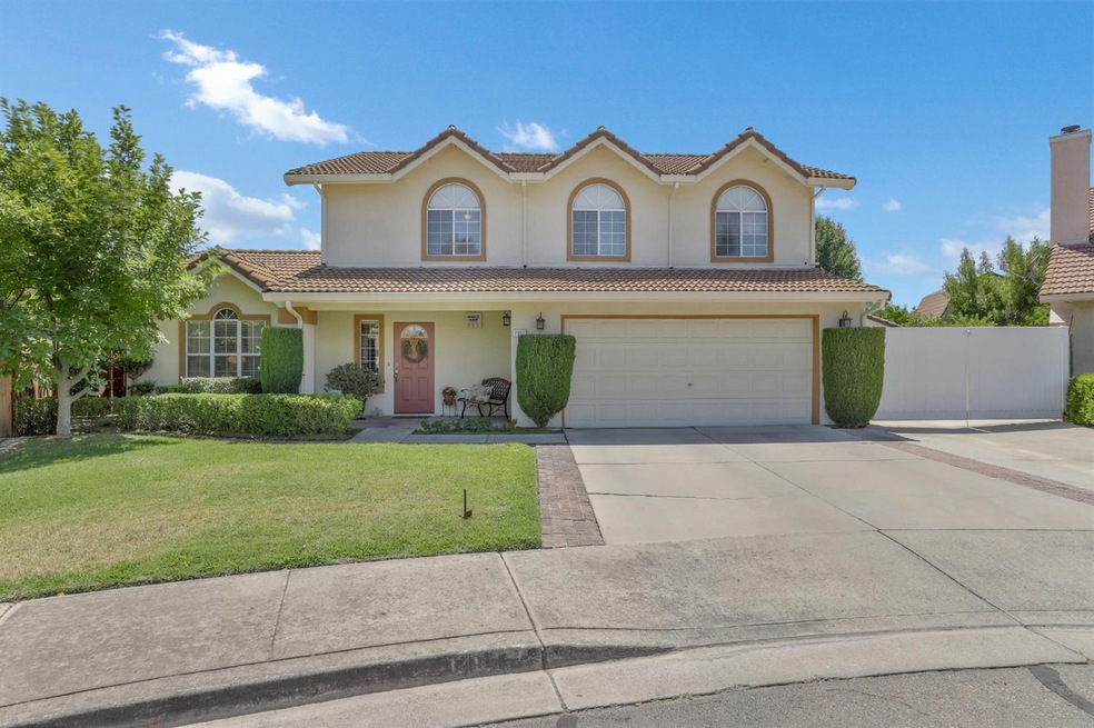 2887 Whitewood Ct, Oakdale, CA 95361 - photo 1