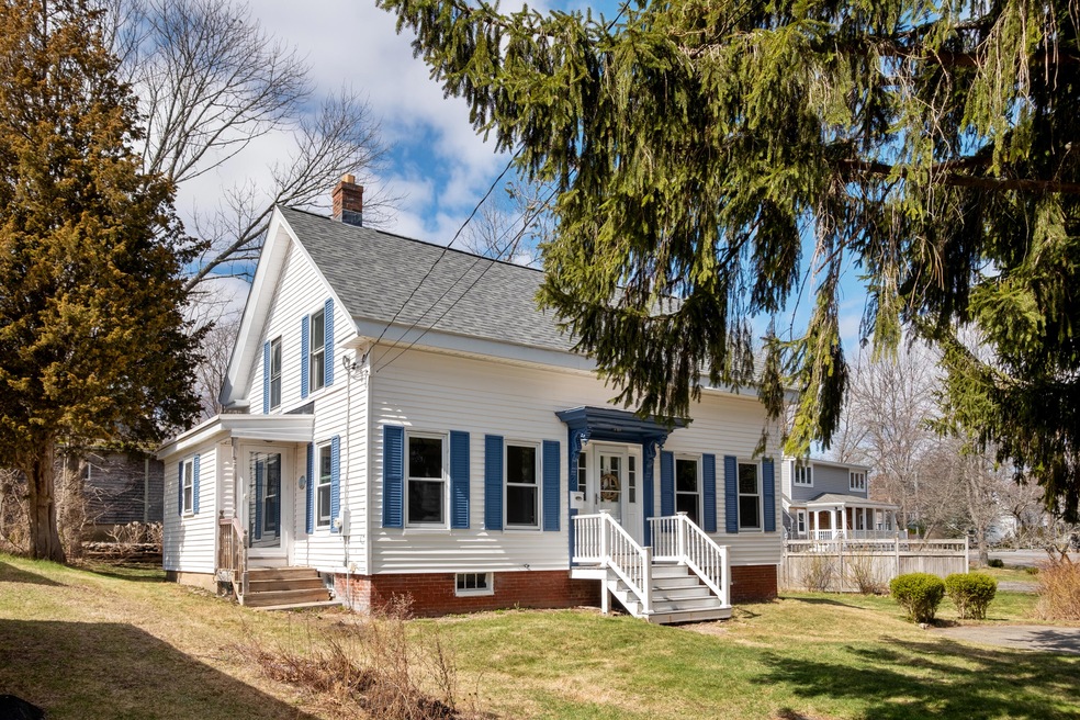 2 Woodbine Ave, Eliot, ME 03903 - photo 1