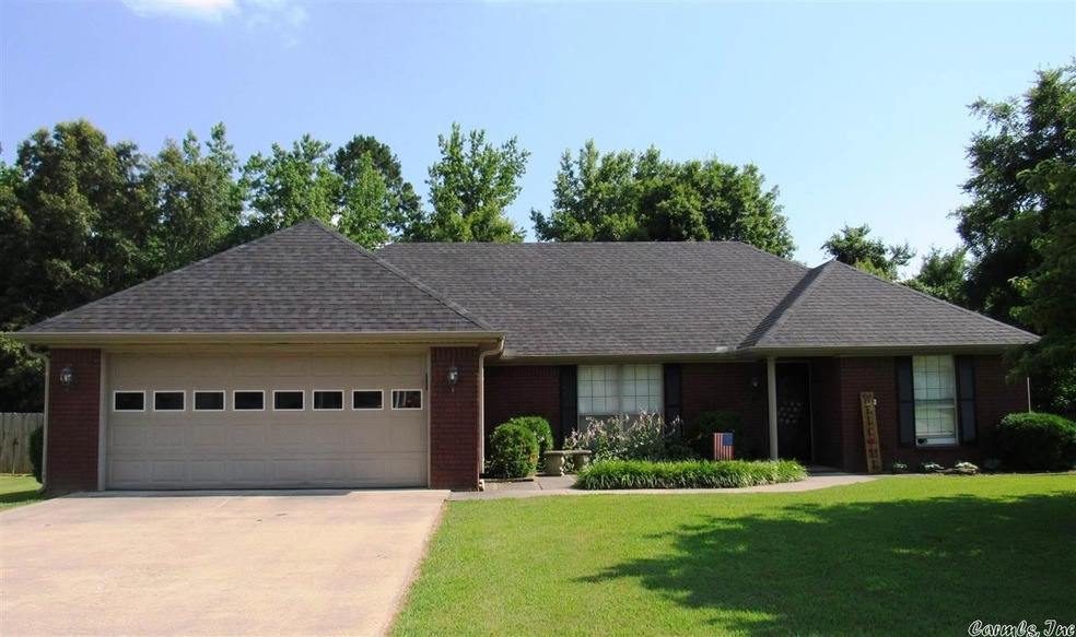 7002 Deerwood Dr, Paragould, AR 72450 - photo 1