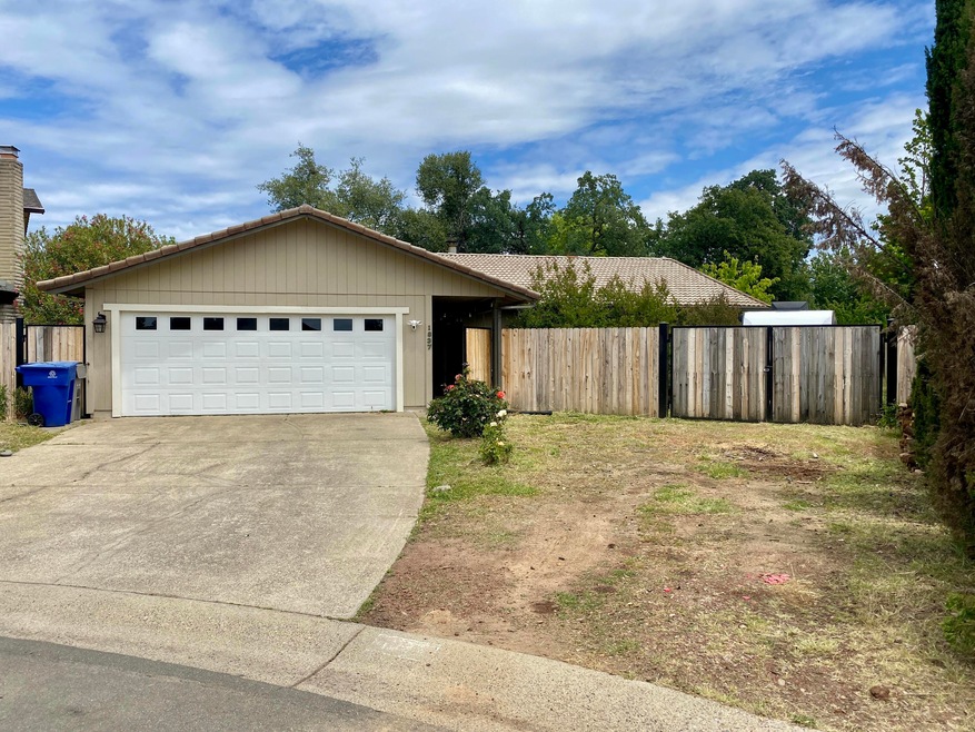 1837 Pineland Ct, Redding, CA 96002 - photo 1