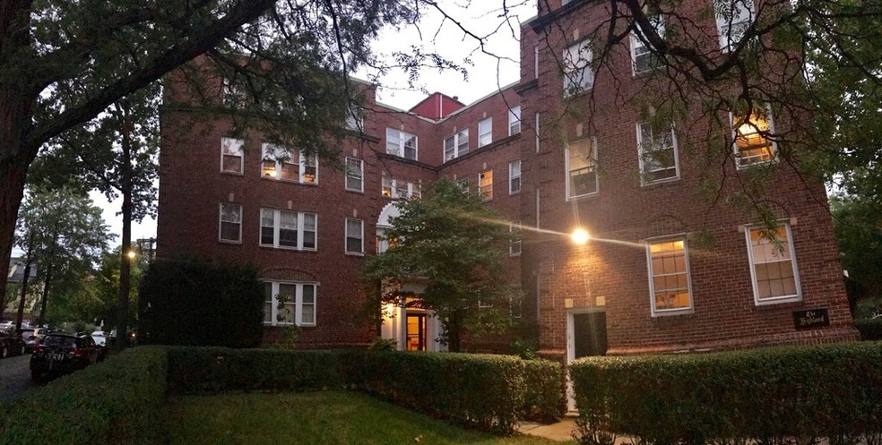 393 Broadway unit 25, Cambridge, MA 02139 - photo 1