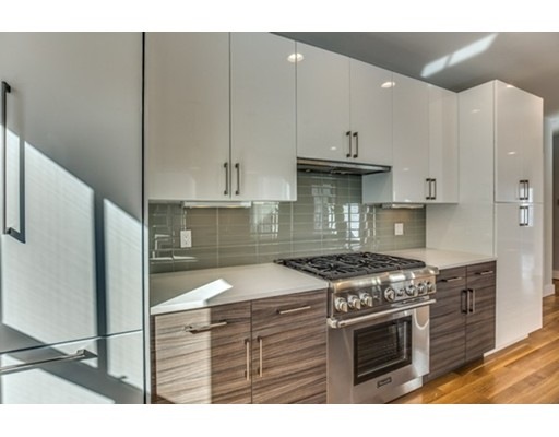 529 E 4th St unit 1, Boston, MA 02127 - photo 1