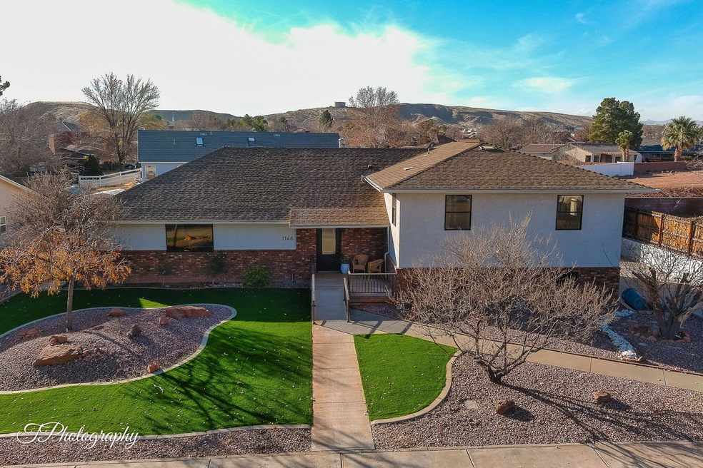 17-web-or-mls-1146 Redwood Tree St-39
