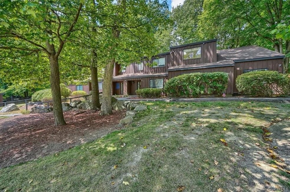 7 Timber Trail, Highland Mills, NY 10930 - photo 1