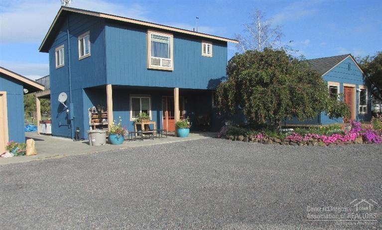 62535 Waugh Rd, Bend, OR 97701 - photo 1