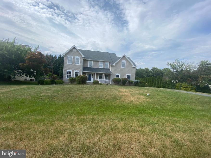 102 Sweethollow Dr, Bear, DE 19701 - photo 1