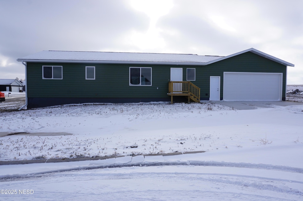 2708 W Kemp Ave, Watertown, SD 57201 - photo 1