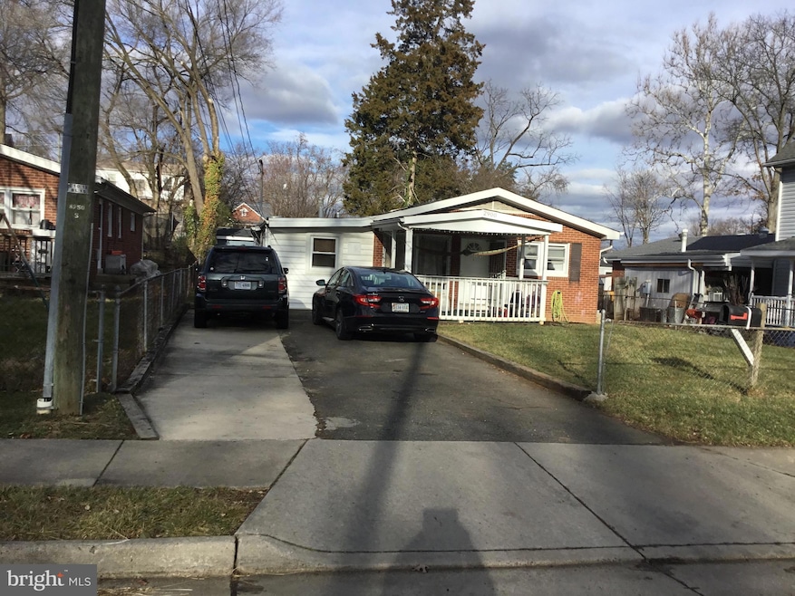 2900 Preston Ave, Alexandria, VA 22306 - photo 1