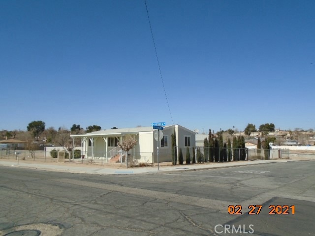 16416 Hughes Rd, Victorville, CA 92395 - photo 1