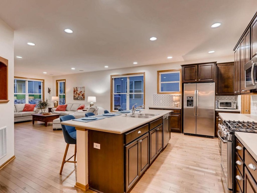 7405 Queensland Lane North-009-37-Kitchen-MLS_Size