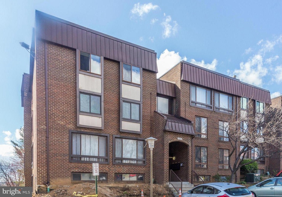 100 Roberts Ln unit 201, Alexandria, VA 22314 - photo 1