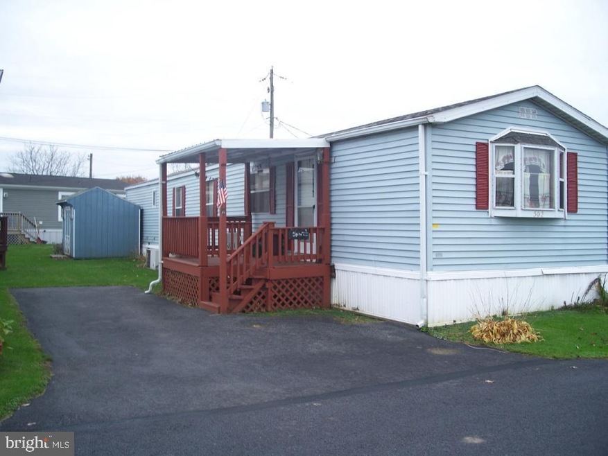 502 Chris Dr, Leola, PA 17540 - photo 1