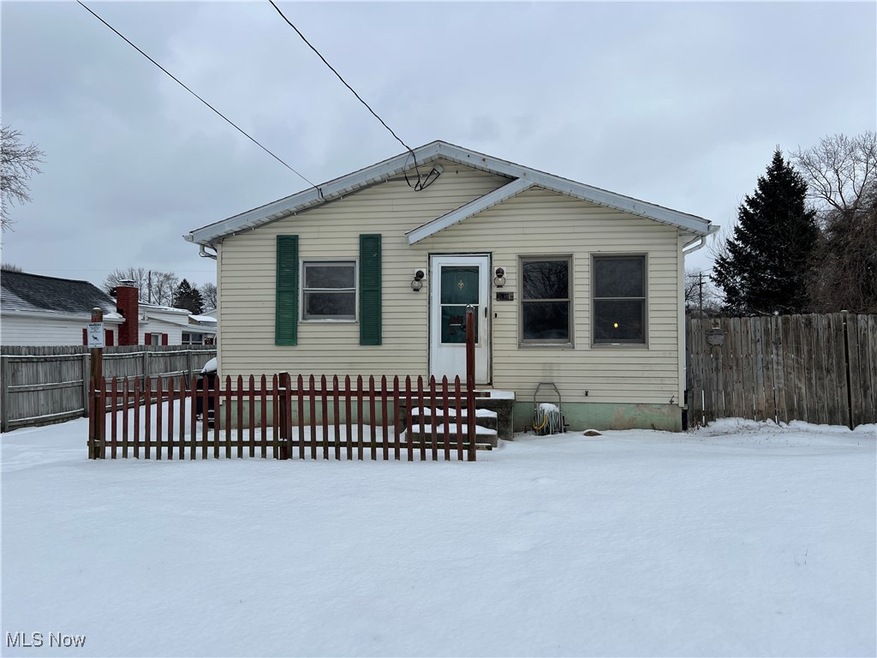 681 Stevenson Ave, Akron, OH 44312 - photo 1